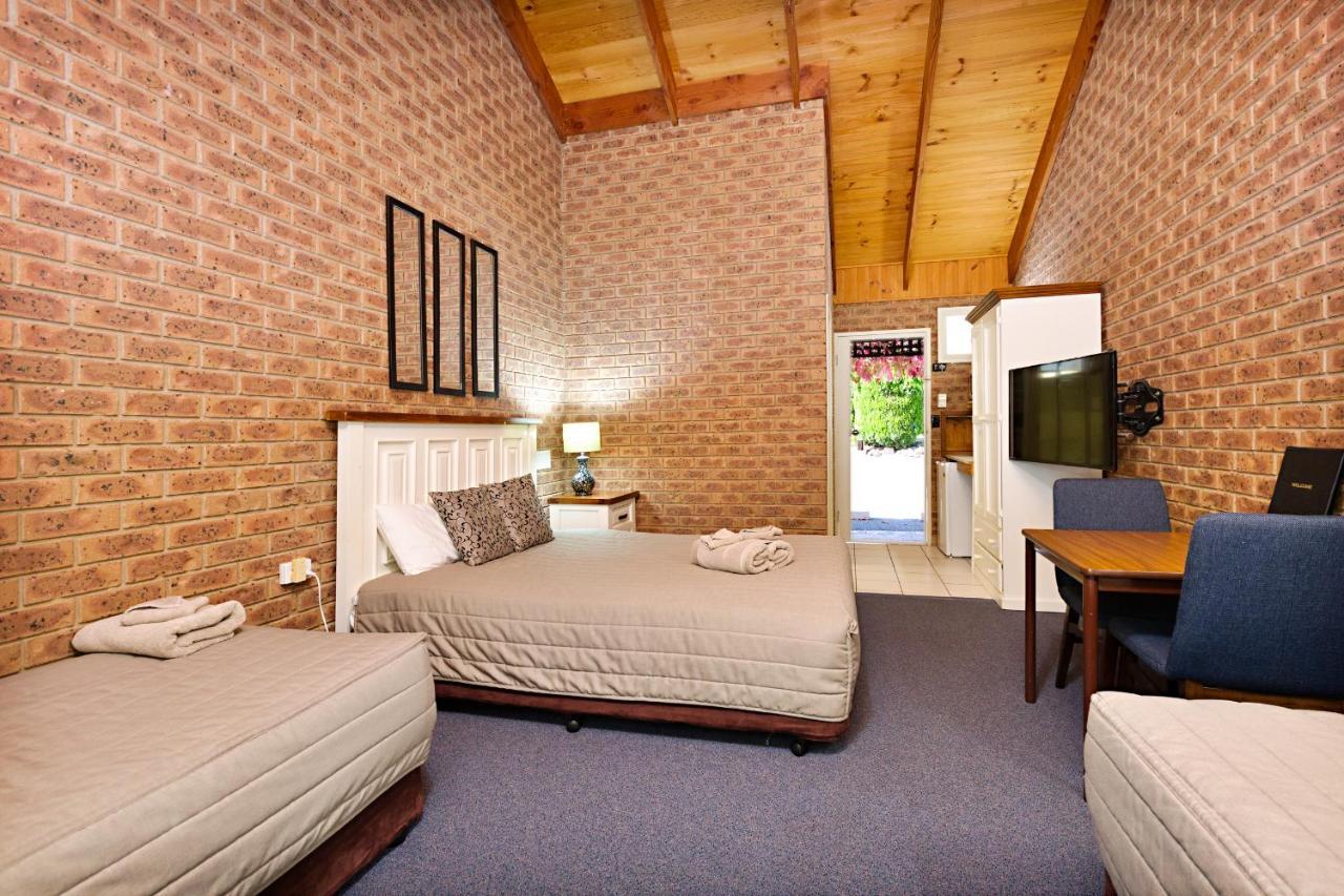 Motel Carriage Motor